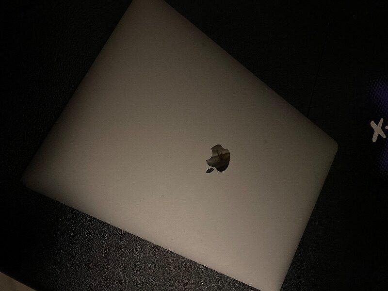 MacBook PRO 15“ 2019