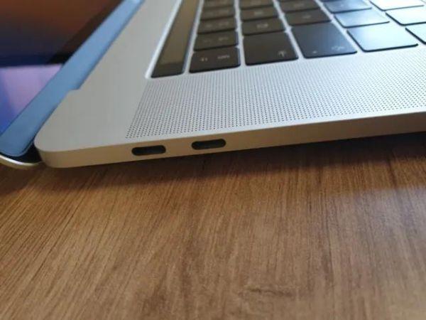 Apple Macbook Pro 2019 avec touchbar