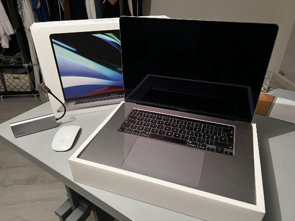 Macbook Pro Touch bar