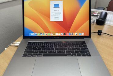 MacBook Pro 15" i9