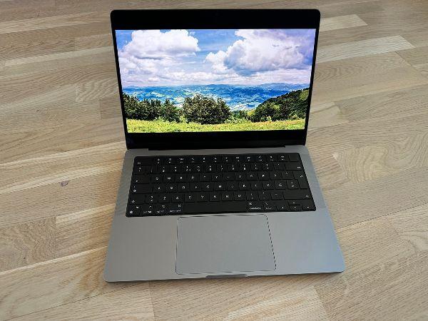 MacBook Pro M1 2021 14 pouces.