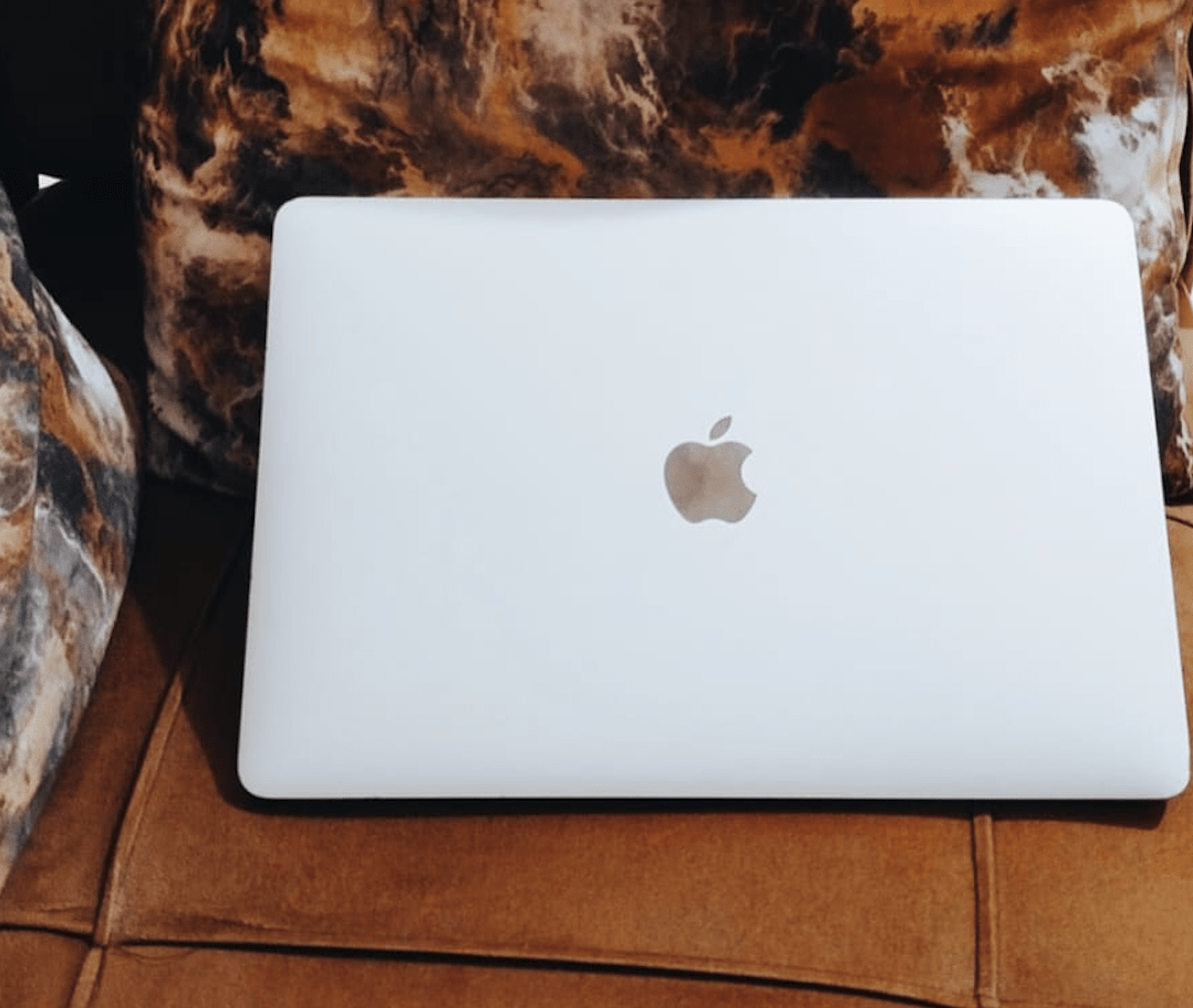 MacBook Pro – 3-inch, 2017, Two Thunderbolt 3 ports – Cadeau de l'année