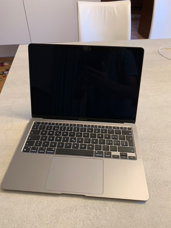 MacBook Air M1 – 8 Go RAM – 256 Go SSD – QWERTZ