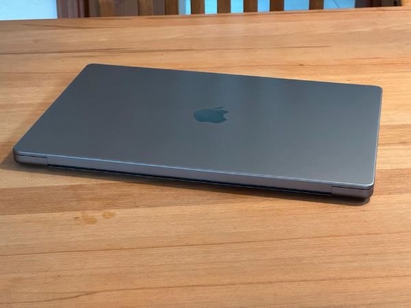 MacBook pro 16 M1 max