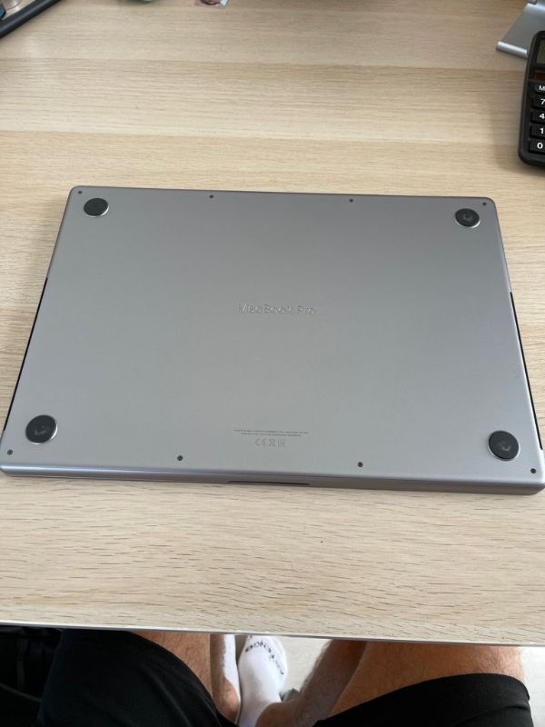 MacBook pro 16” max M1 32Go RAM