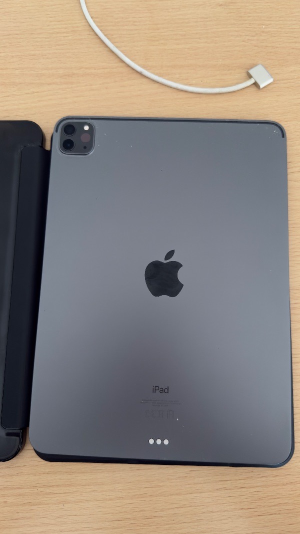 Vends iPad Pro M1 11 Pouces 256 Go Wifi